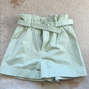 & Other Stories Light Green High-Waisted Shorts